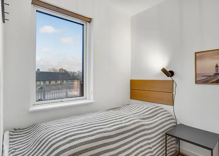 Havnehusene, Lejl 48 *